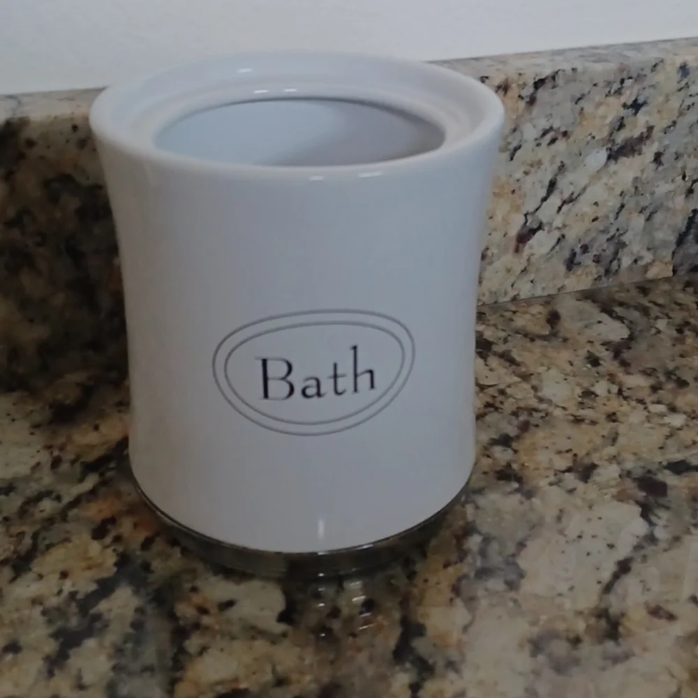 Chris Madden Hotel for Home Bathroom Accessory